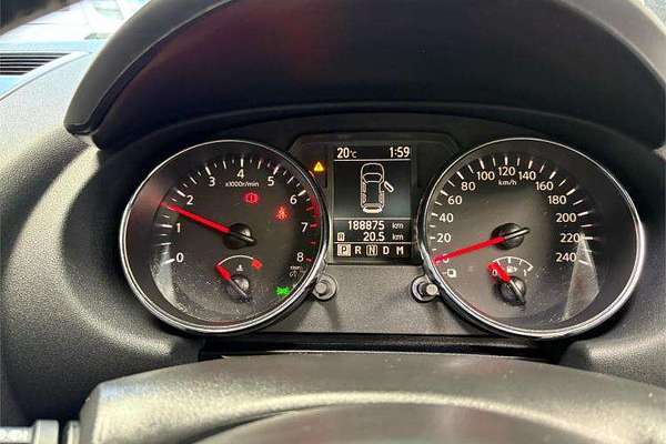 2013 Nissan Dualis +2 ST J10 Series 4
