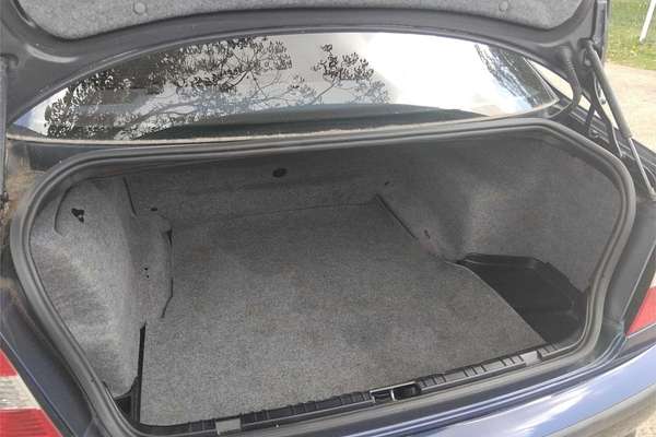 2003 BMW 3 Series 318i E46