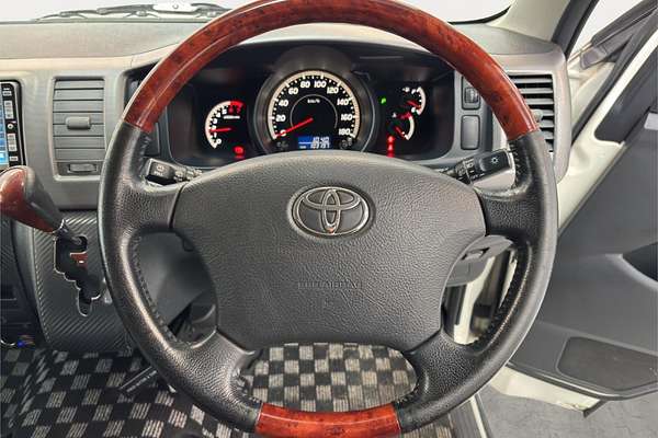 2009 Toyota Hiace Long Super GL