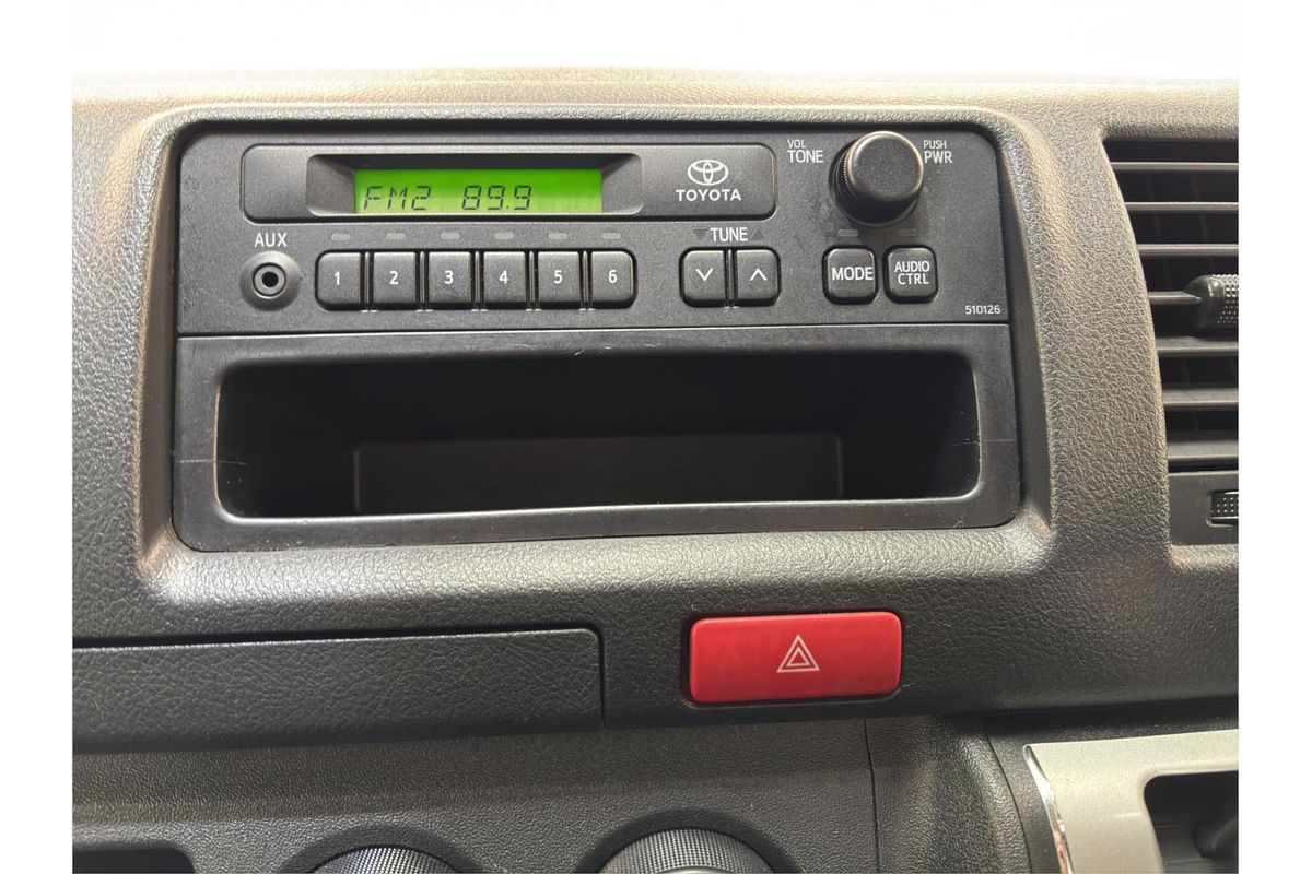 2015 Toyota Hiace Long DX