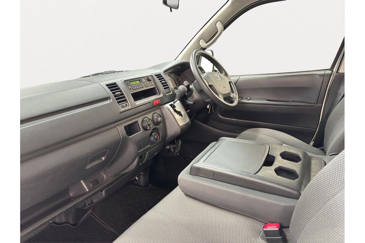 2015 Toyota Hiace Long DX