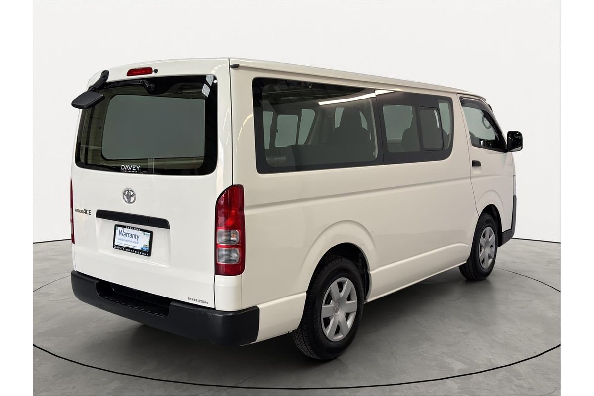 2015 Toyota Hiace Long DX
