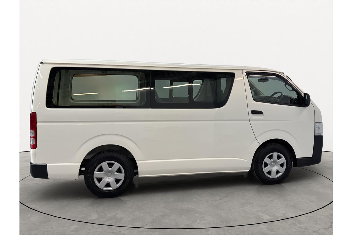 2015 Toyota Hiace Long DX