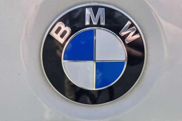 2016 BMW 3 Series 330i Sport Line F30 LCI