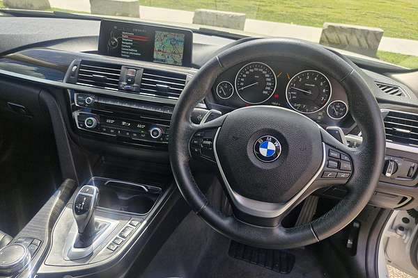 2016 BMW 3 Series 330i Sport Line F30 LCI