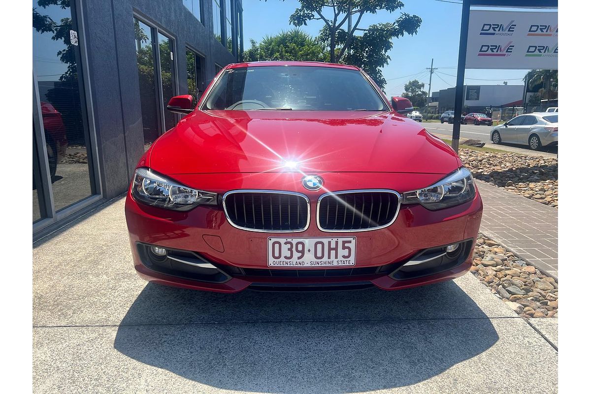 2013 BMW 3 Series 318d F30