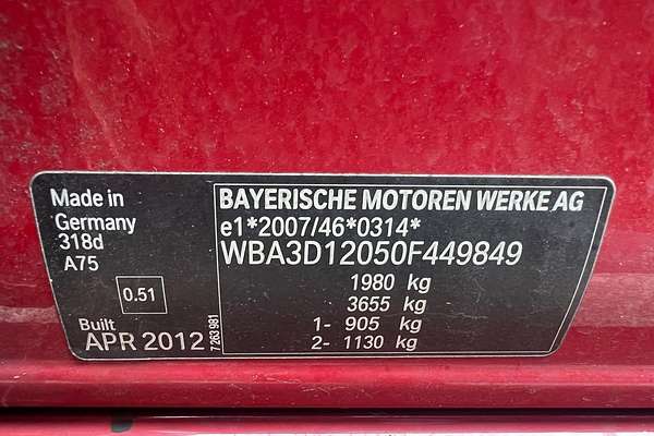 2013 BMW 3 Series 318d F30