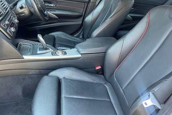 2013 BMW 3 Series 318d F30
