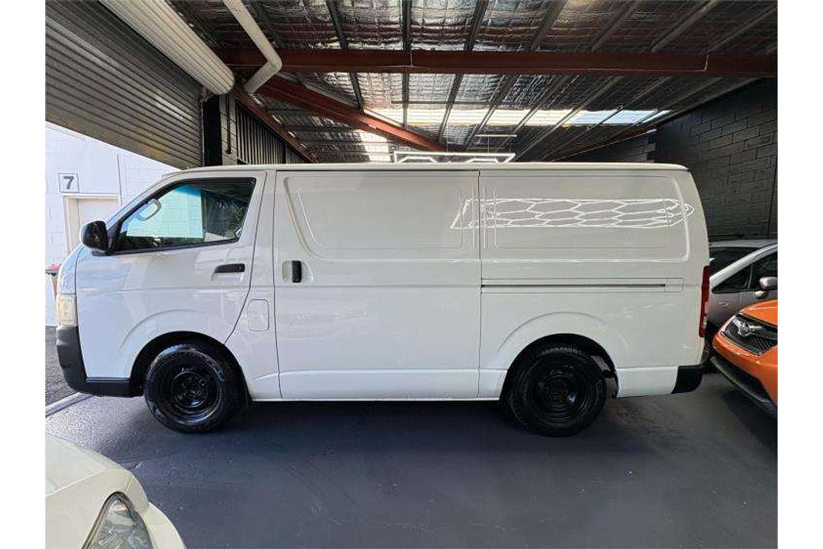 2007 Toyota Hiace  TRH201R LWB