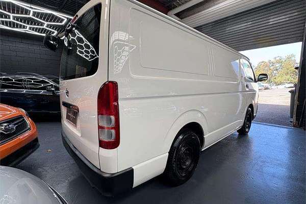 2007 Toyota Hiace  TRH201R LWB