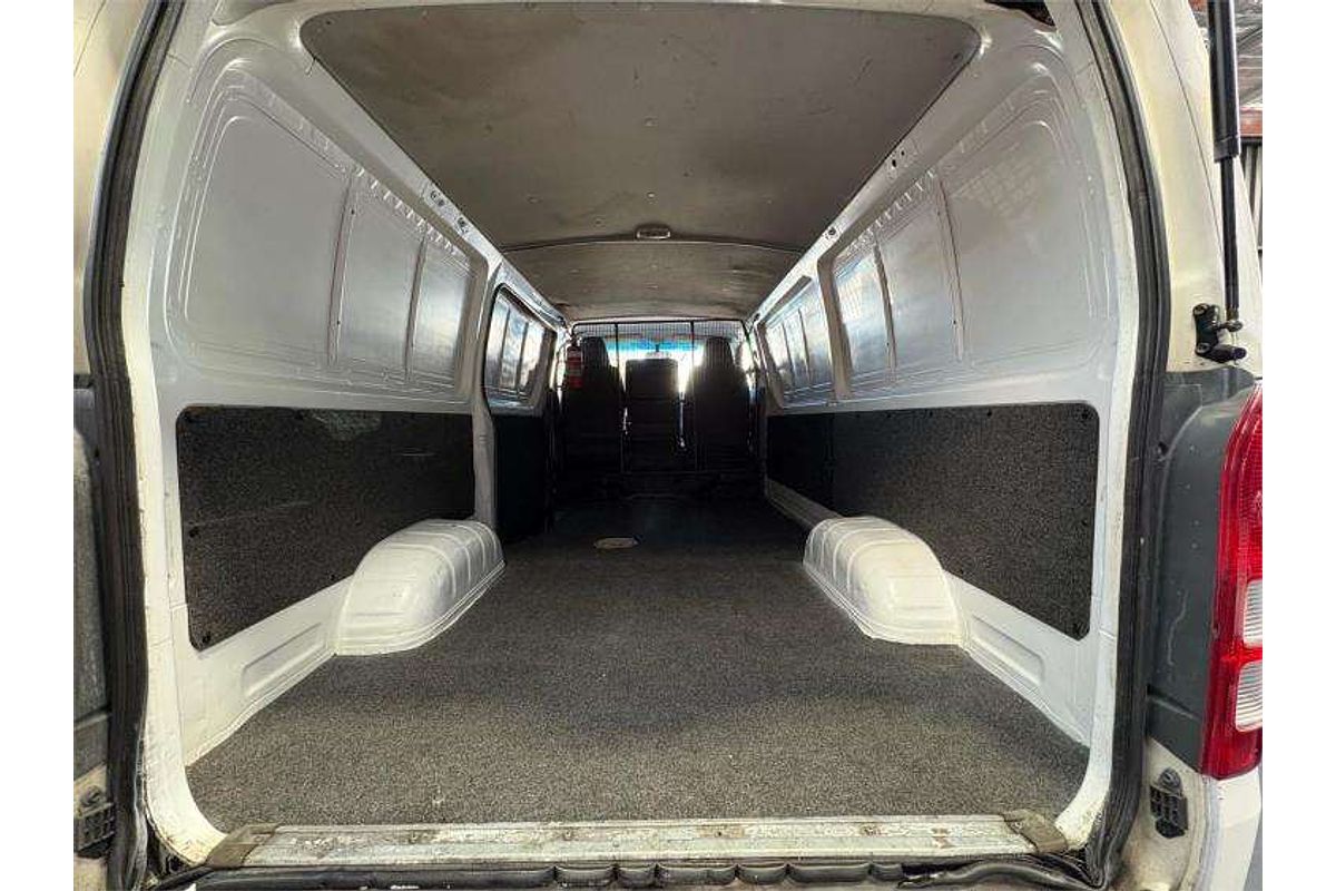 2007 Toyota Hiace  TRH201R LWB