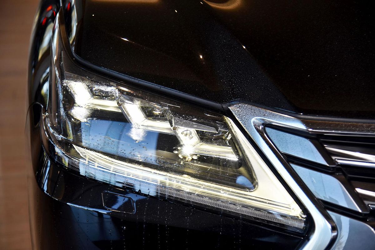 2019 Lexus LX LX450d VDJ201R