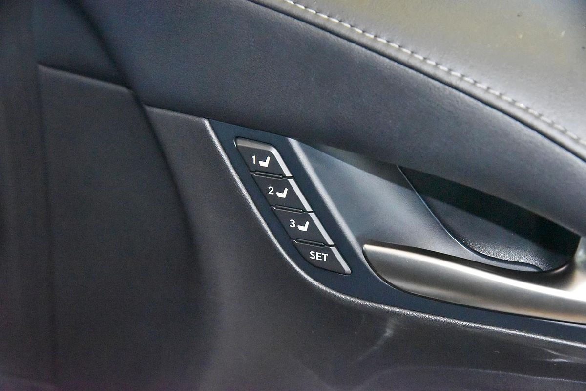 2019 Lexus LX LX450d VDJ201R