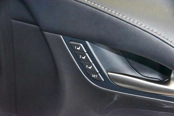 2019 Lexus LX LX450d VDJ201R