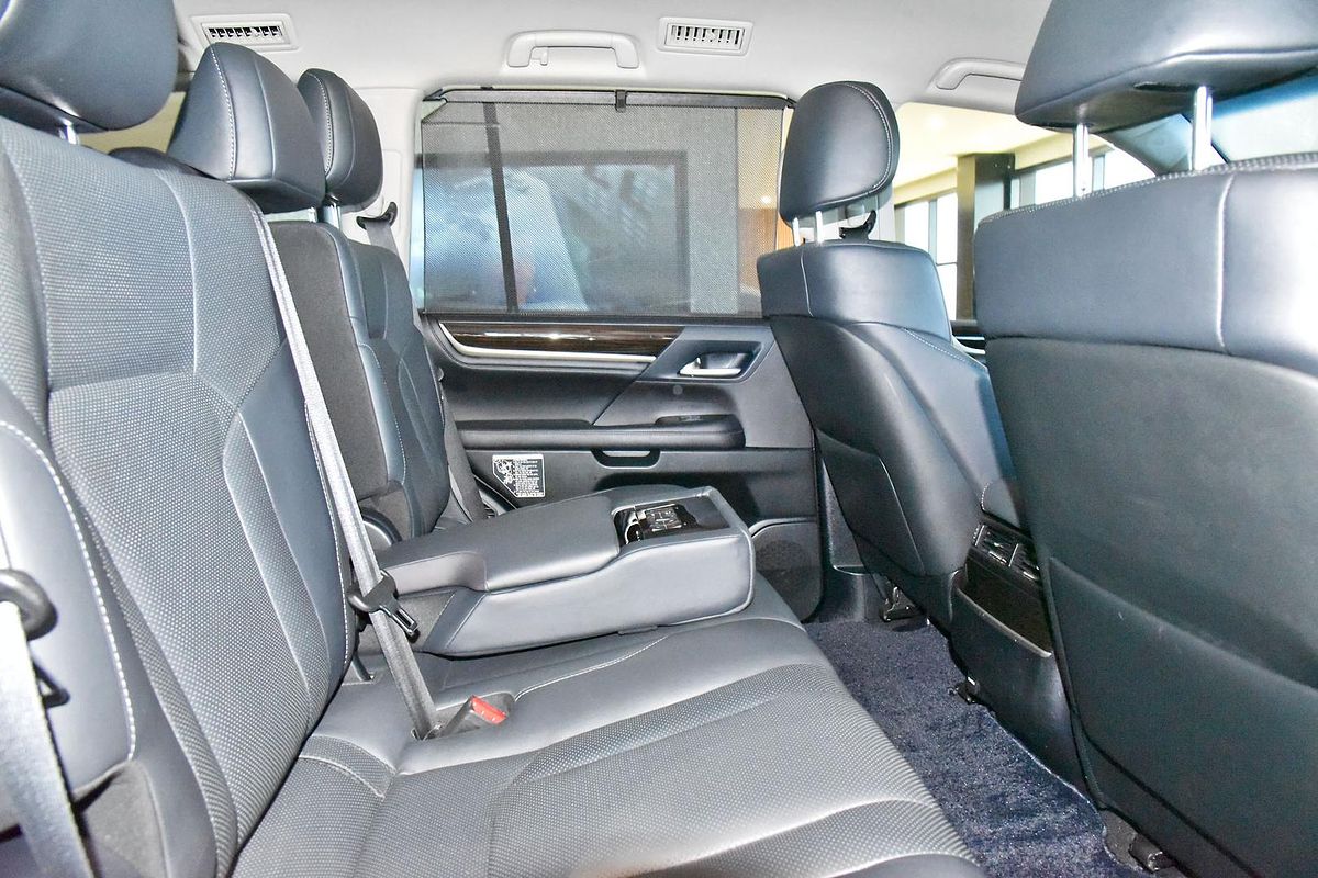 2019 Lexus LX LX450d VDJ201R