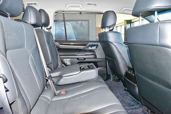 2019 Lexus LX LX450d VDJ201R