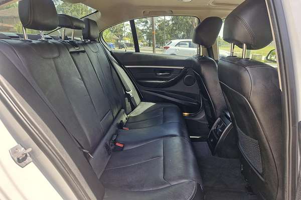 2016 BMW 3 Series 330i Sport Line F30 LCI