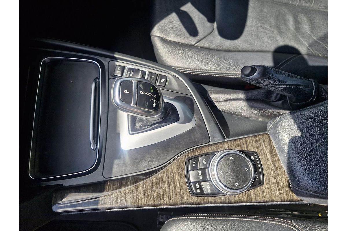 2016 BMW 3 Series 330i Sport Line F30 LCI