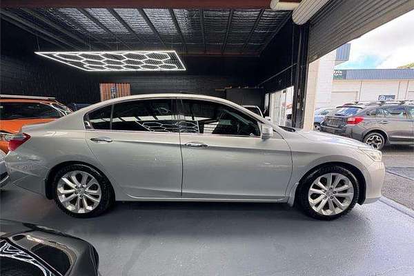 2013 Honda Accord VTi-L 9th Gen