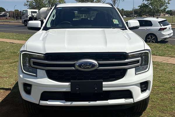 2025 Ford Everest Ambiente 2.0L