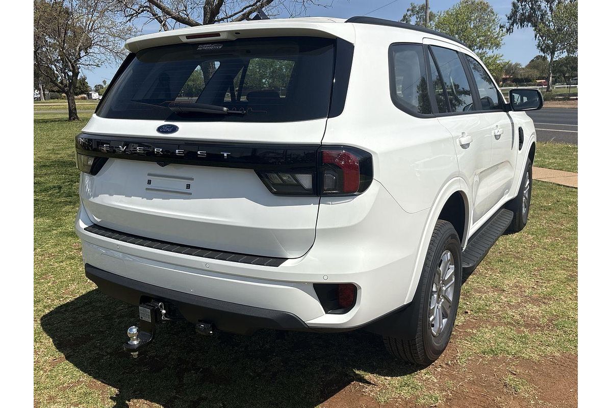 2025 Ford Everest Ambiente 2.0L