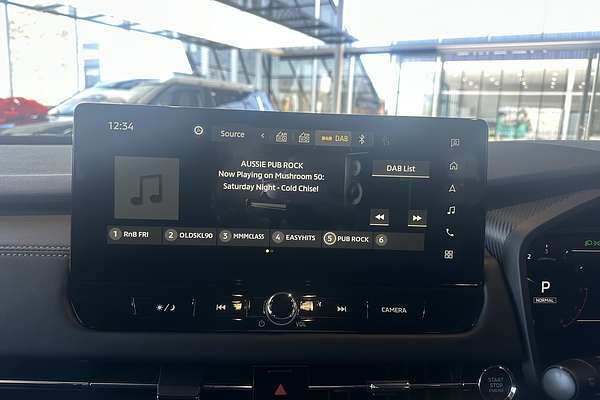 2025 Mitsubishi Outlander ES ZM