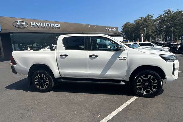 2024 Toyota Hilux SR5 48V GUN126R 4X4