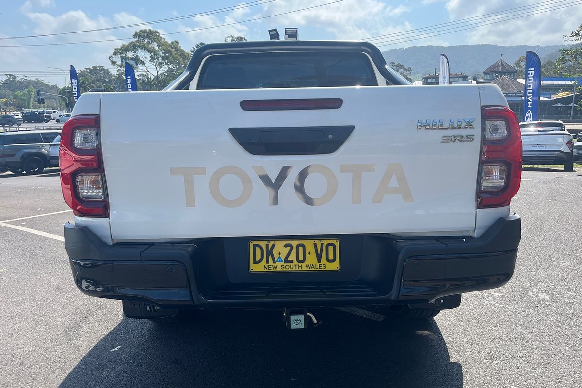 2024 Toyota Hilux SR5 48V GUN126R 4X4