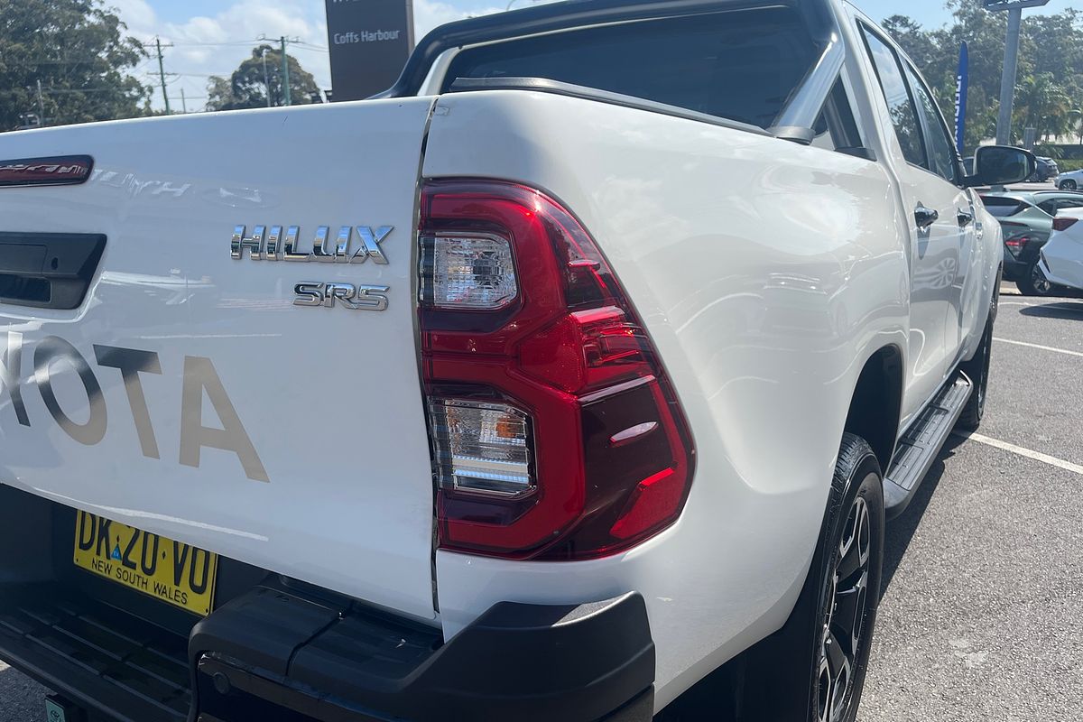 2024 Toyota Hilux SR5 48V GUN126R 4X4