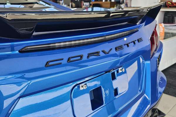 2024 Chevrolet Corvette Stingray 2LT C8