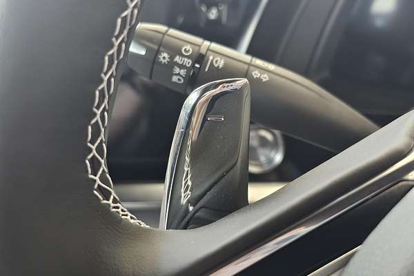 2024 Chevrolet Corvette Stingray 2LT C8