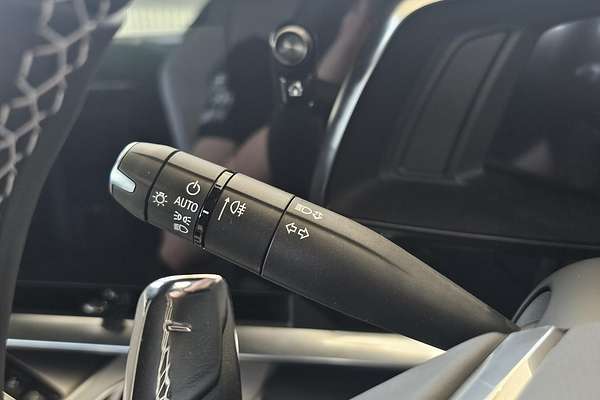 2024 Chevrolet Corvette Stingray 2LT C8