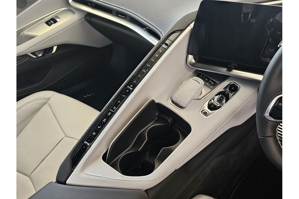 2024 Chevrolet Corvette Stingray 2LT C8