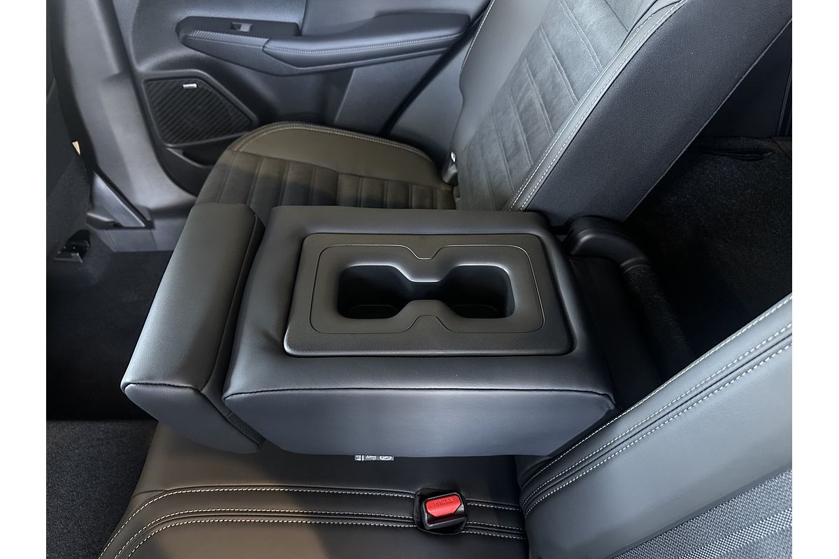 2025 Mitsubishi Outlander Aspire ZM