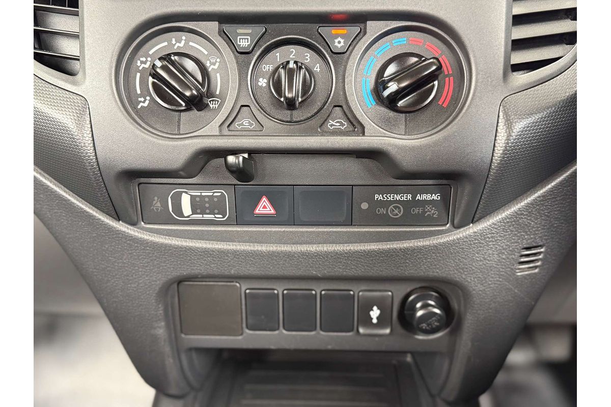 2018 Mitsubishi Triton GLX MQ 4X4