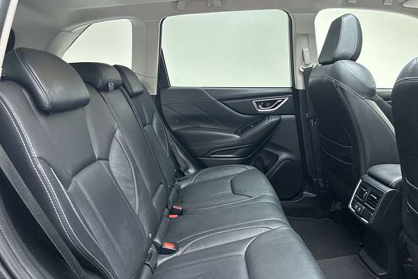 2019 Subaru Forester 2.5i-S S5