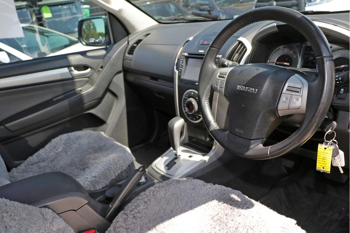 2014 Isuzu MU-X LS-T