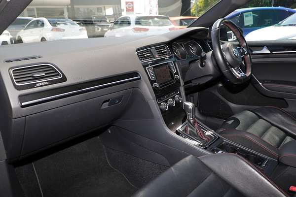 2013 Volkswagen Golf GTI 7
