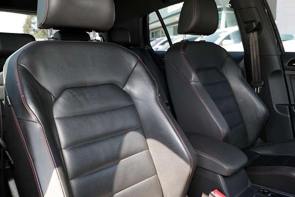 2013 Volkswagen Golf GTI 7