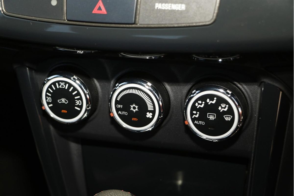 2017 Mitsubishi Lancer Black Edition CF