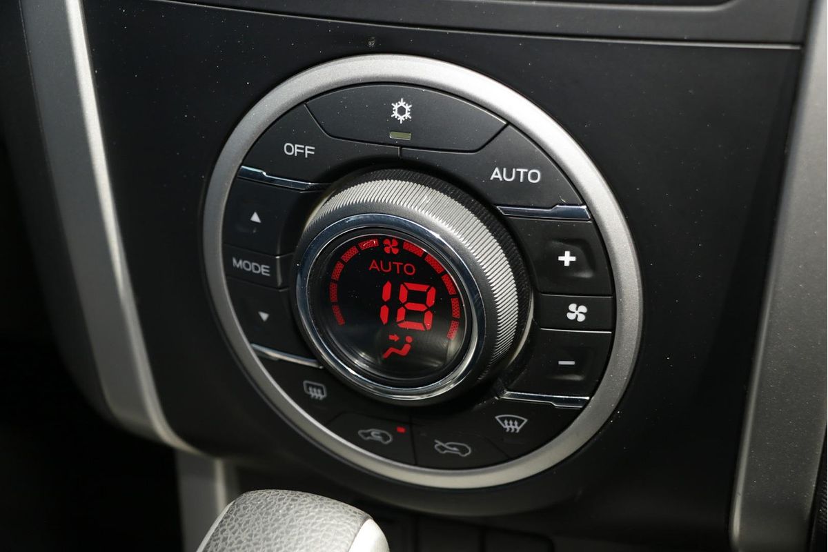 2014 Isuzu MU-X LS-T