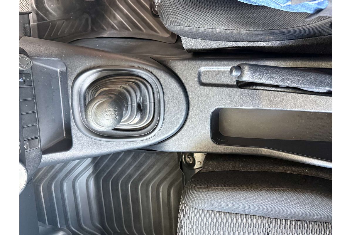 2020 Toyota Hilux Workmate TGN121R Rear Wheel Drive