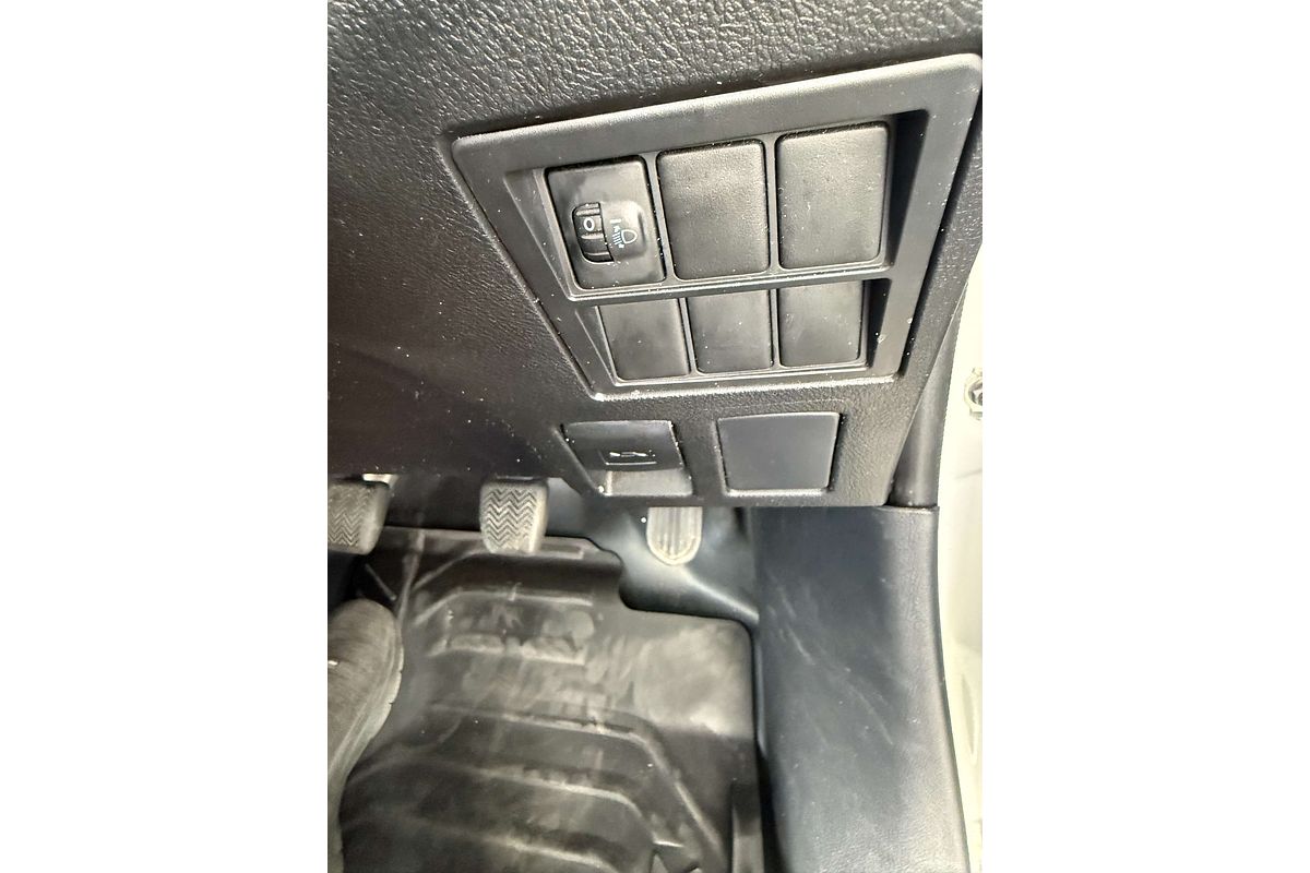 2020 Toyota Hilux Workmate TGN121R Rear Wheel Drive