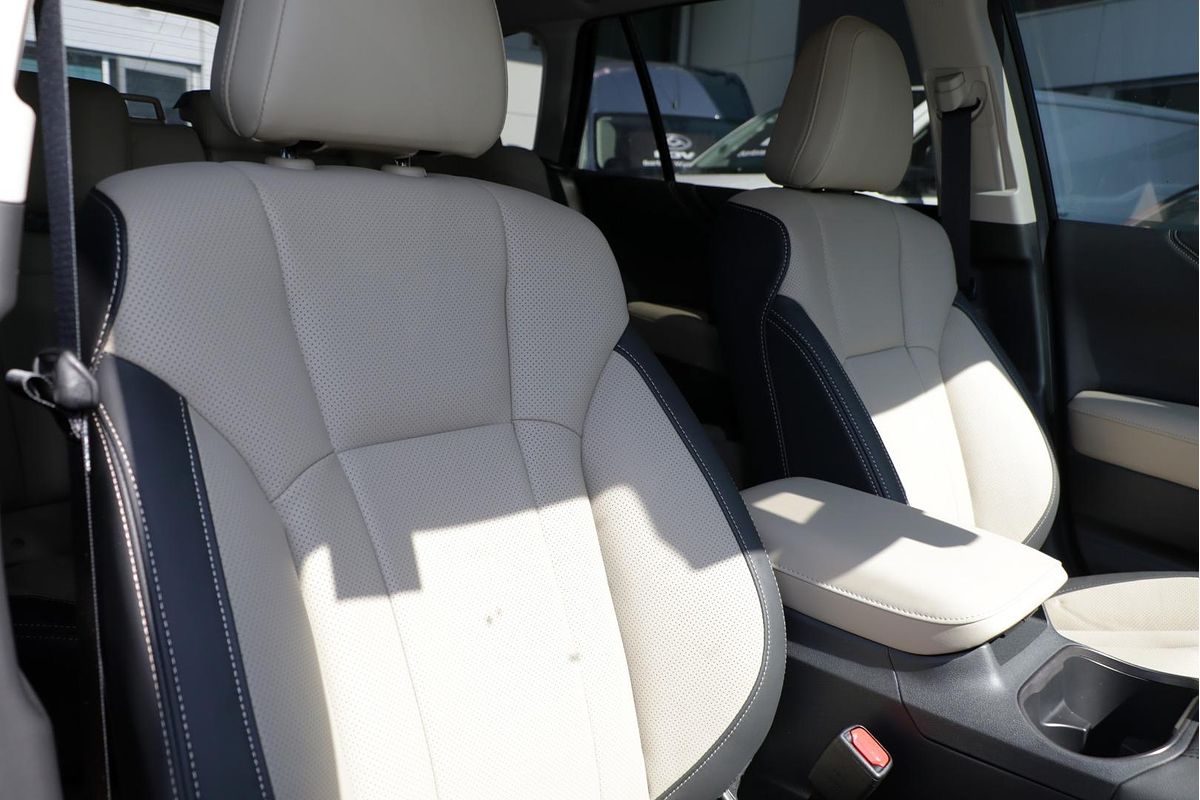 2025 Subaru Outback AWD Touring XT 6GEN