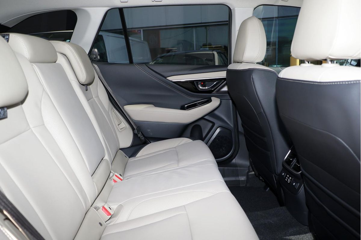 2025 Subaru Outback AWD Touring XT 6GEN