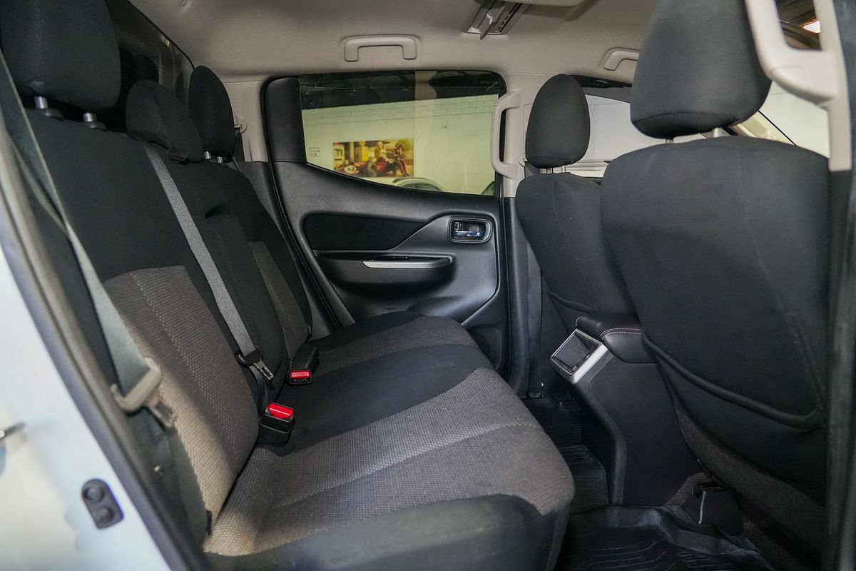 2021 Mitsubishi Triton GLS MR 4X4