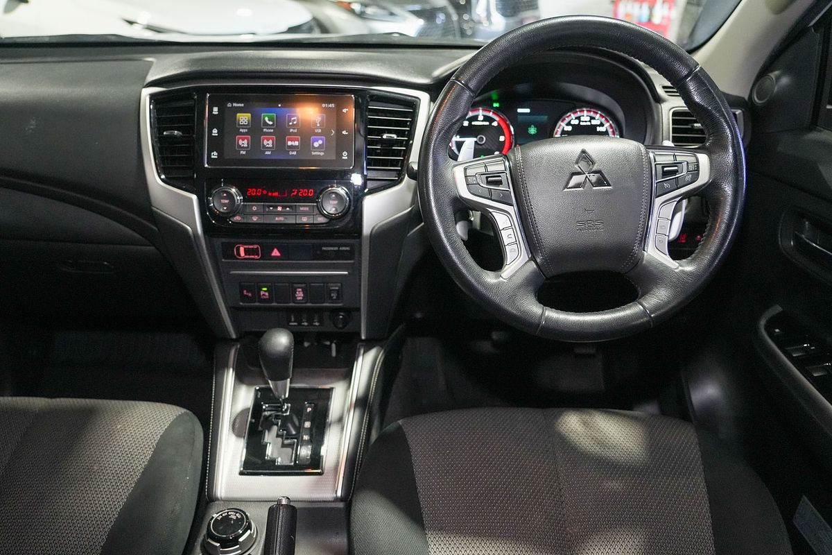 2021 Mitsubishi Triton GLS MR 4X4