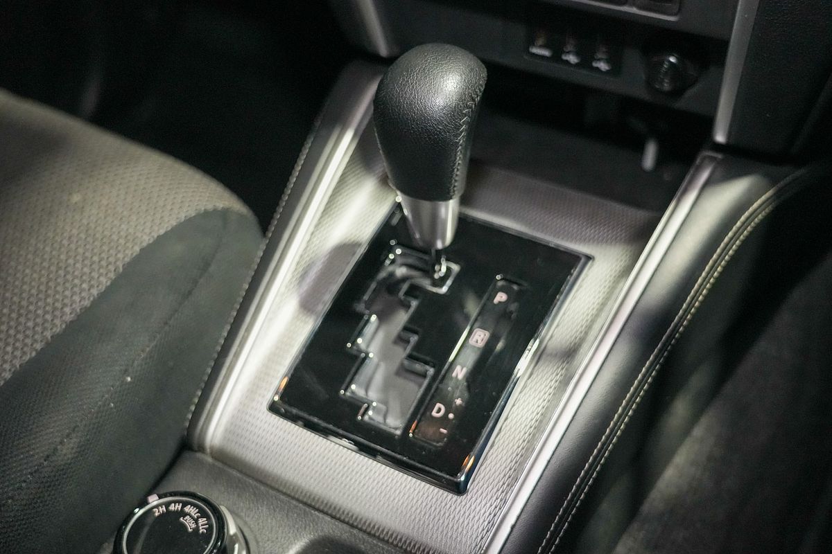 2021 Mitsubishi Triton GLS MR 4X4