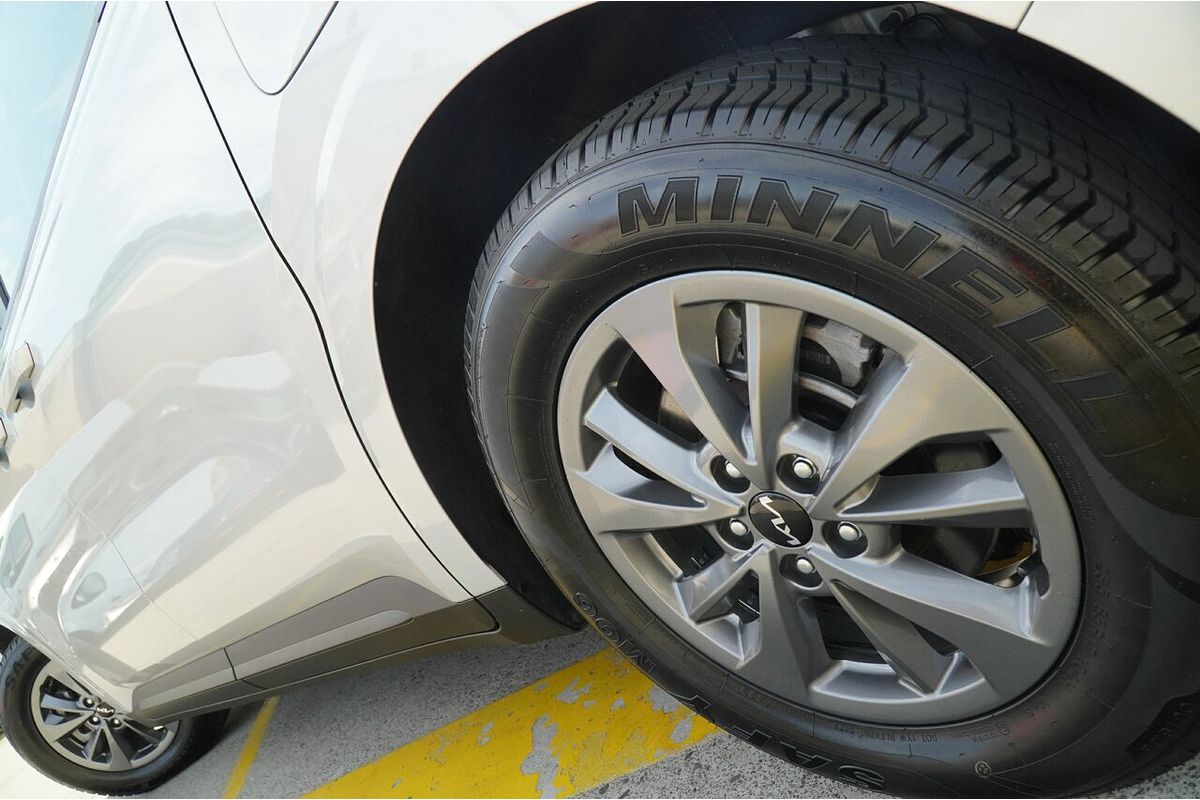 2022 Kia Carnival S KA4