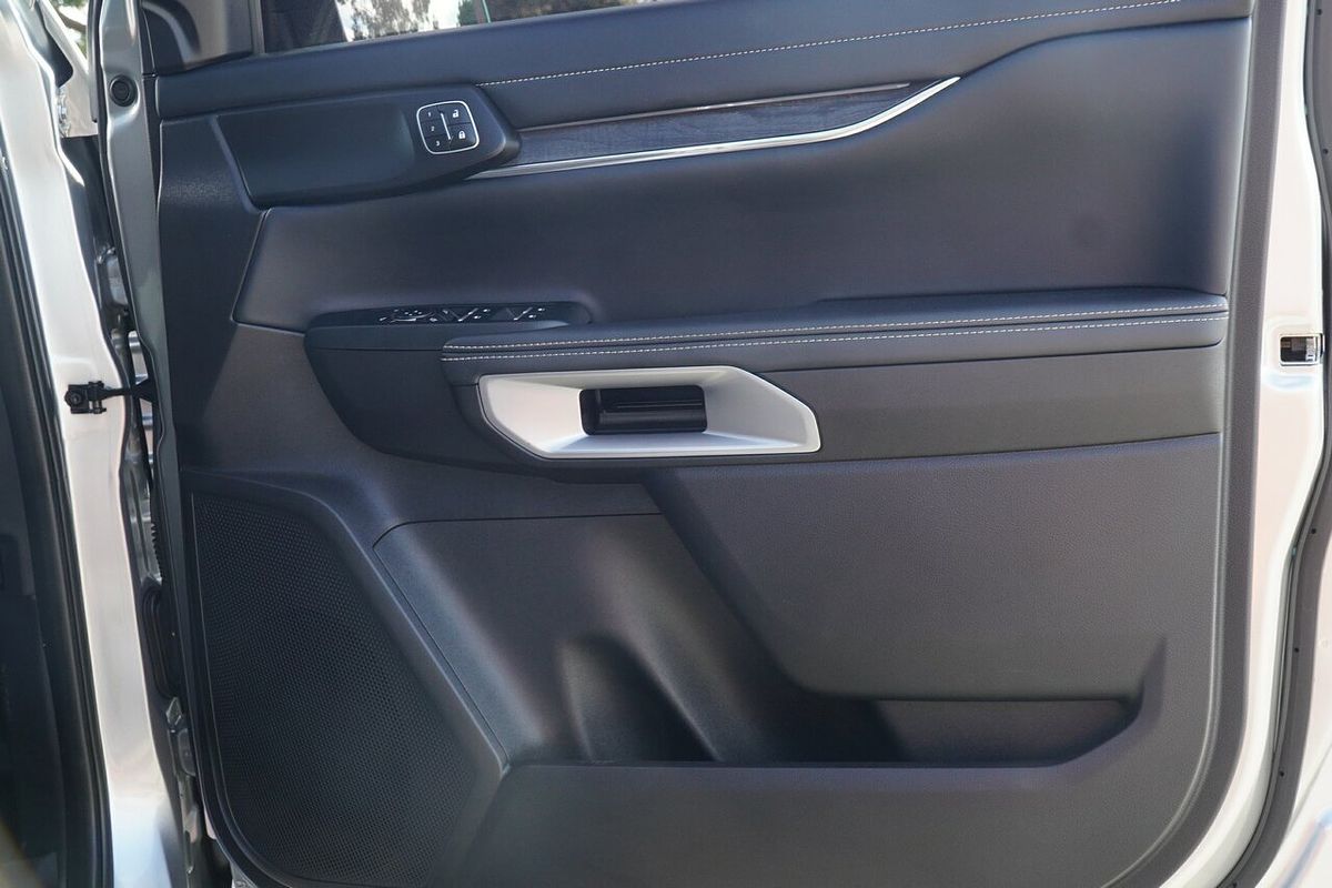2024 Ford Everest Platinum 3.0L